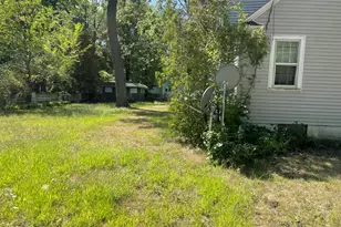 371 E Columbia Ave, Muskegon Heights, MI 49444 - Photo 3