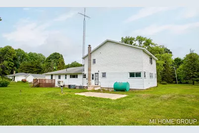 74721 30th Avenue, Covert, MI 49043 - Photo 9