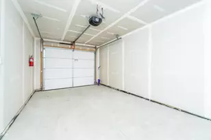 226 Elkenburg St, South Haven, MI 49090 - Photo 17