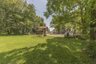 11994 N Main St, Whitmore Lake, MI 48189 - Photo 9