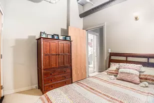 105 W Danaher St, Ludington, MI 49431 - Photo 29