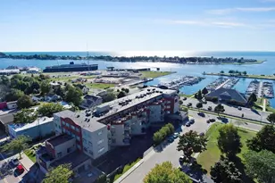 105 W Danaher St, Ludington, MI 49431 - Photo 3