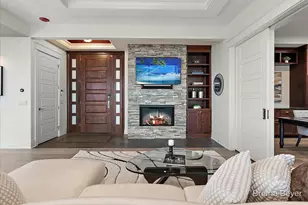 335 Bridge St NW, Grand Rapids, MI 49504 - Photo 9