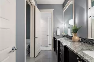 335 Bridge St NW, Grand Rapids, MI 49504 - Photo 49