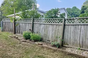 2355 Cress Creek Dr, Muskegon, MI 49444 - Photo 7