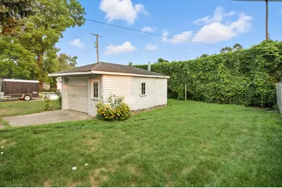 644 E Brickley Avenue, Hazel Park, MI 48030 - Photo 11