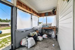 404 S Bridge St, Belding, MI 48809 - Photo 23