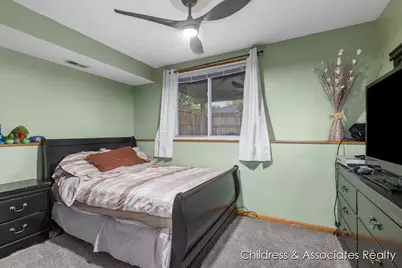 1300 Lancaster Avenue NW, Grand Rapids, MI 49504 - Photo 11