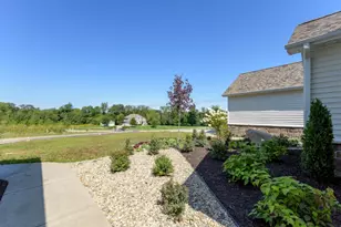 305 Waldon Dr, Battle Creek, MI 49015 - Photo 43