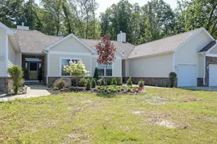 303 Waldon Dr, Battle Creek, MI 49015 - Photo 1