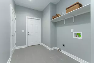 303 Waldon Dr, Battle Creek, MI 49015 - Photo 27