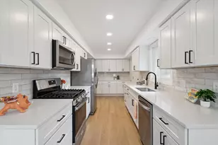 323 13th St, Plainwell, MI 49080 - Photo 13