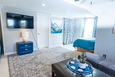 22515 E 10 Mile Road, Saint Clair Shores, MI 48080 - Photo 21