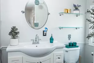 22515 E 10 Mile Rd, Saint Clair Shores, MI 48080 - Photo 23