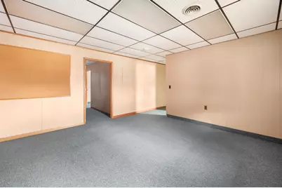 203 S 3rd Avenue, Big Rapids, MI 49307 - Photo 7