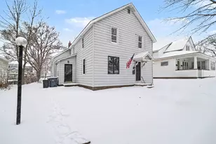 709 E Loomis St, Ludington, MI 49431 - Photo 1