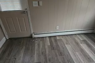 21706 Rausch Ave, Eastpointe, MI 48021 - Photo 9