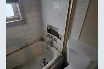 21706 Rausch Avenue, Eastpointe, MI 48021 - Photo 7