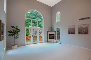 588 Green Rd, Ann Arbor, MI 48105 - Photo 25