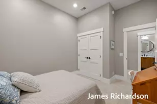 300 Washington Ave, Grand Haven, MI 49417 - Photo 27