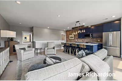 300 Washington Avenue #6, Grand Haven, MI 49417 - Photo 15