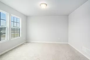 13718 Oasis Ave, Holland, MI 49424 - Photo 5