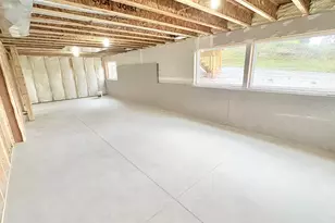 5961 Valley Point Dr SE, Caledonia, MI 49316 - Photo 21