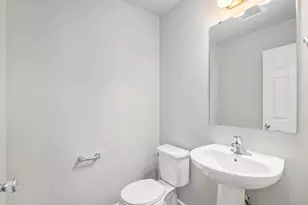 13694 Oasis Ave, Holland, MI 49424 - Photo 11