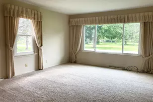 503 W Gilson St, Edmore, MI 48829 - Photo 13