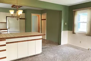 503 W Gilson St, Edmore, MI 48829 - Photo 9