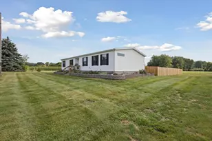 4263 S Sheridan Rd, Sheridan, MI 48884 - Photo 5