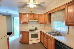 10910 North Dr, Fowler, MI 48835 - Photo 13