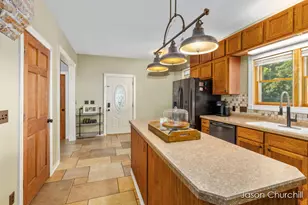 521 Trowbridge St, Allegan, MI 49010 - Photo 17