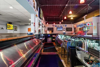 1568 Broadway Avenue NW, Grand Rapids, MI 49504 - Photo 13