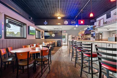 1568 Broadway Avenue NW, Grand Rapids, MI 49504 - Photo 7