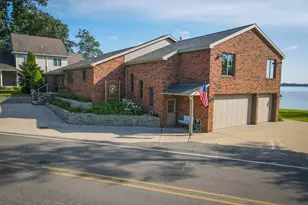 815 E Lake Mitchell Dr, Cadillac, MI 49601 - Photo 23