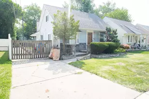 4641 Weddell St, Dearborn Heights, MI 48125 - Photo 3