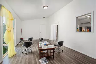 327 E Main St, Vermontville, MI 49096 - Photo 7