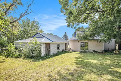 327 E Main Street, Vermontville, MI 49096 - Photo 5