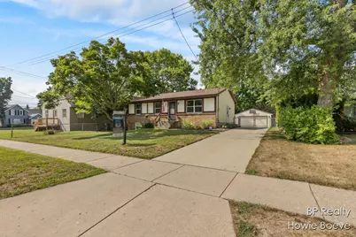 4383 40th Street SW, Grandville, MI 49418 - Photo 3