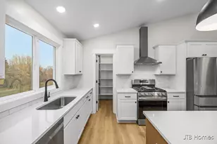 11440 Shoreline Dr, Allendale, MI 49401 - Photo 11