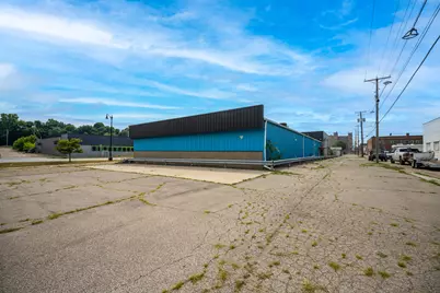 315-323 E Main Street, Benton Harbor, MI 49022 - Photo 3
