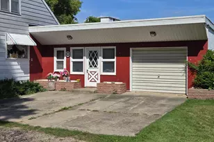 404 E Euclid St, McBain, MI 49657 - Photo 3