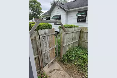 2419 Barnard Street, Saginaw, MI 48602 - Photo 65