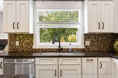 528 Stonehenge Drive SW, Grandville, MI 49418 - Photo 19