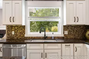 528 Stonehenge Dr SW, Grandville, MI 49418 - Photo 19