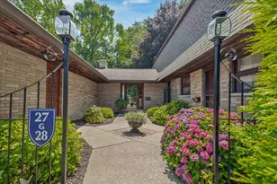 2727 S Lakeshore Dr, Saint Joseph, MI 49085 - Photo 33