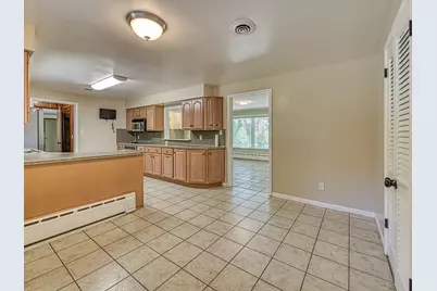 5026 Robinwood Drive, Monroe, MI 48161 - Photo 3