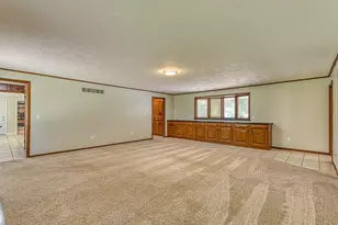 5026 Robinwood Dr, Monroe, MI 48161 - Photo 33