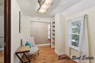 911 Emerald Ave NE, Grand Rapids, MI 49503 - Photo 31